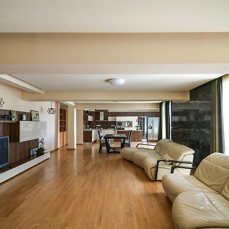 Central Flat With Monster Living Room 瓦爾納 外观 照片