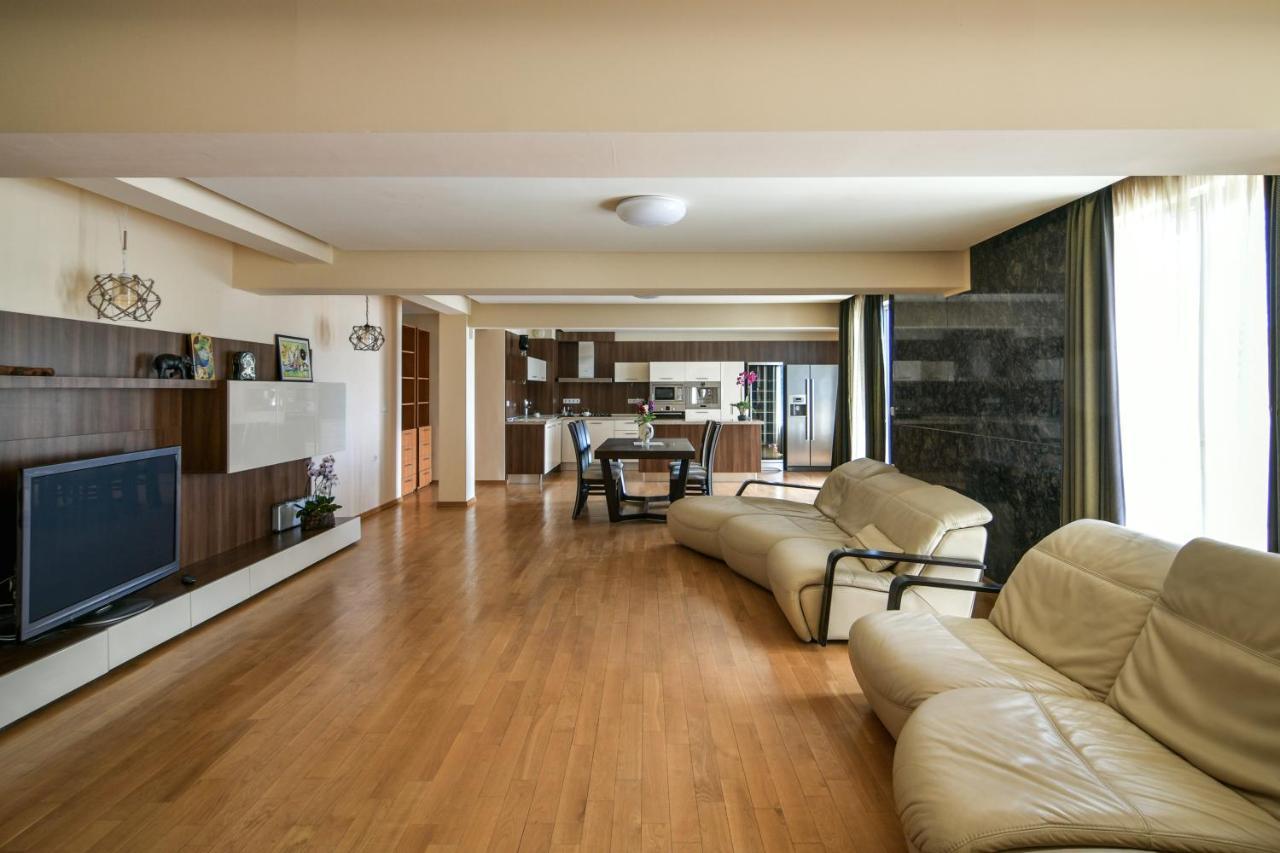 Central Flat With Monster Living Room 瓦爾納 外观 照片