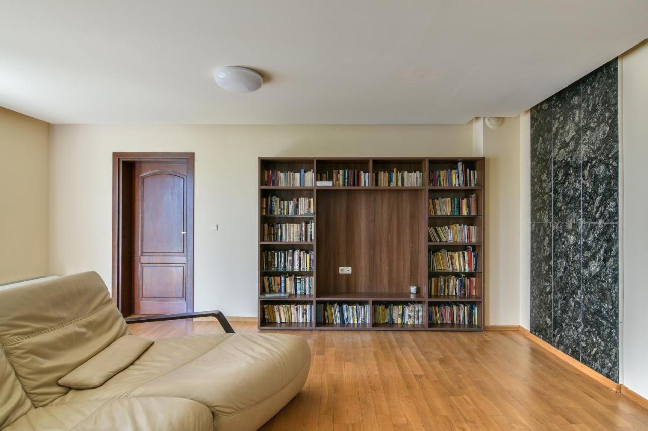 Central Flat With Monster Living Room 瓦爾納 外观 照片