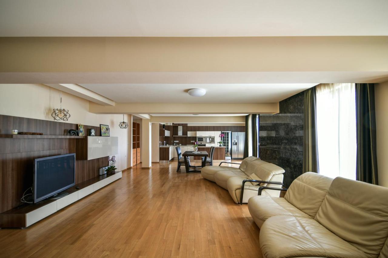 Central Flat With Monster Living Room 瓦爾納 外观 照片